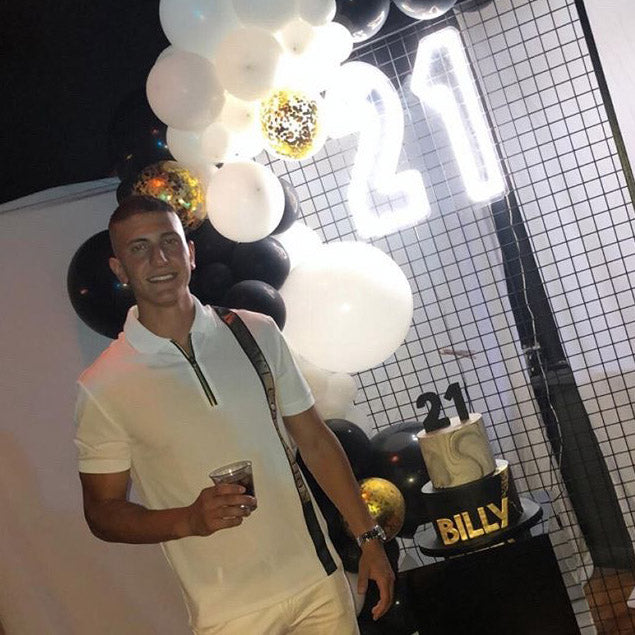  anniversary or corporate event. 
- photo CustomNeon.com