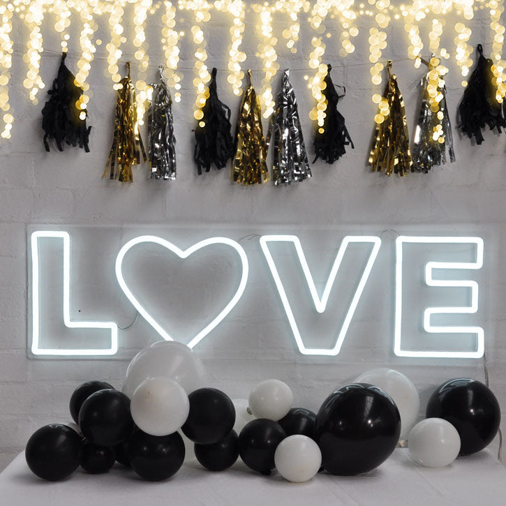 Love Portable Neon Sign for Wedding Decor - photo from CustomNeon.com