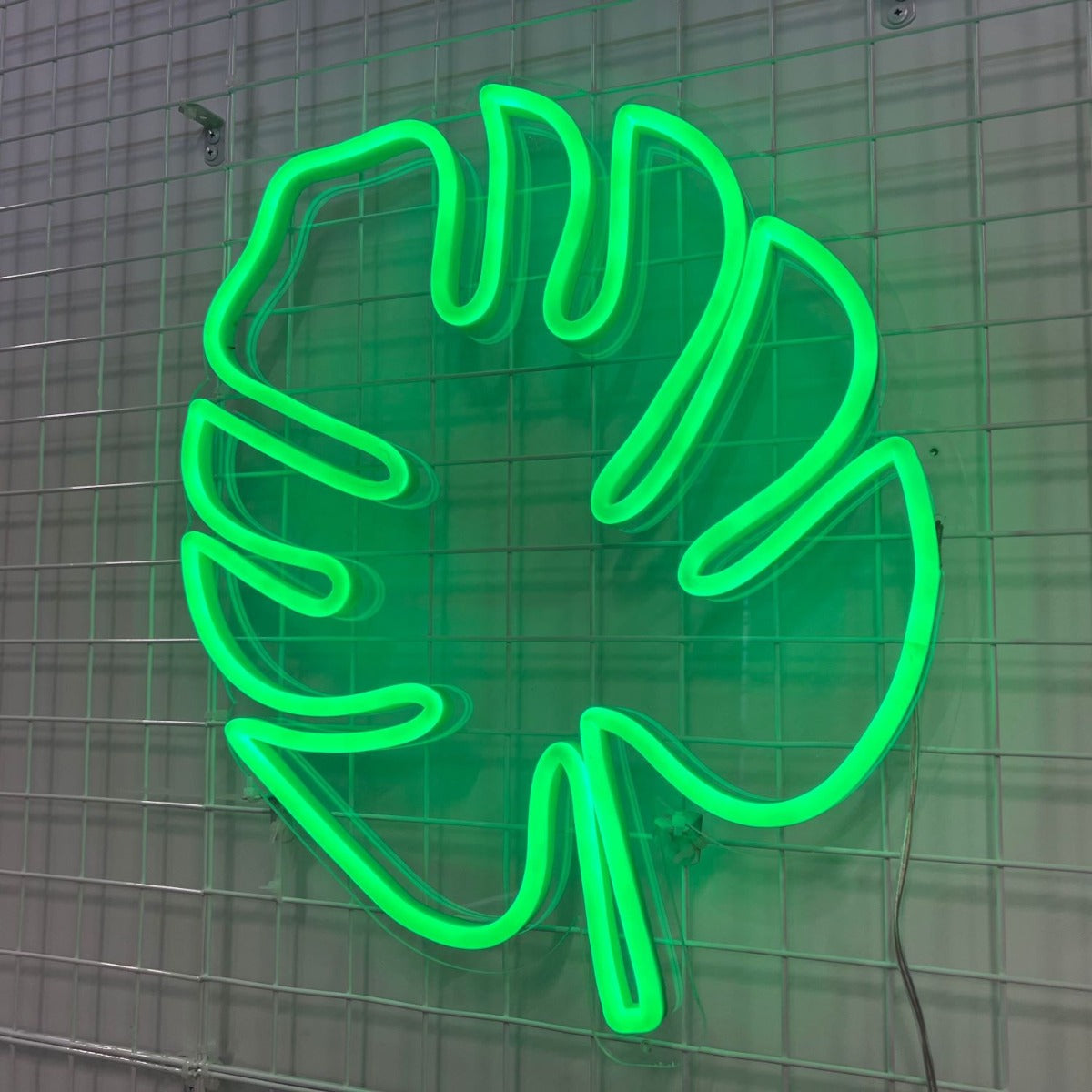 Monstera Leaf green neon art: pre-designed by CUSTOM NEON®
